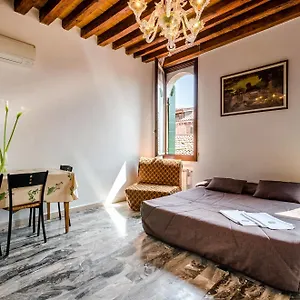 Venice Apartments Apartament Wenecja